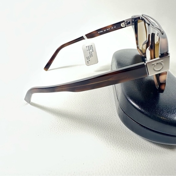 NWT Men’s Ferragamo Tortoise Sunglasses with Yellow Lenses - Picture 6 of 11